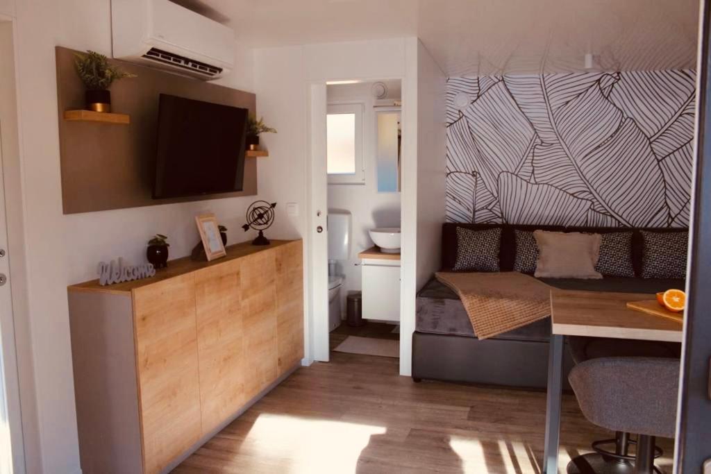 Mobile Home Peponi Del Mar, Brand New Биоград-на-Мору Экстерьер фото